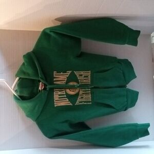 Notre Dame Fighting Irish Child's  sz 6 zip up  Preowned/Preloved Sweatshirt..